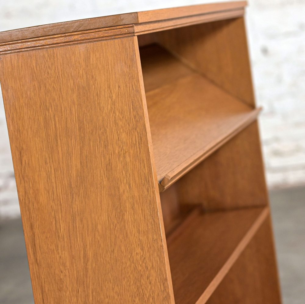 1950-1960’s Mid-Century Modern Low Mahogany Bookcase with Slanted Top Display Shelf