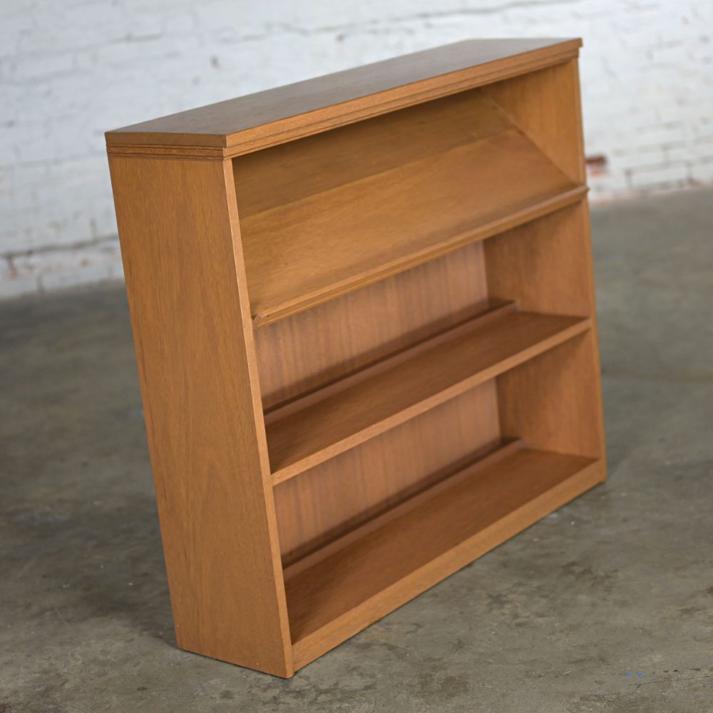 1950-1960’s Mid-Century Modern Low Mahogany Bookcase with Slanted Top Display Shelf