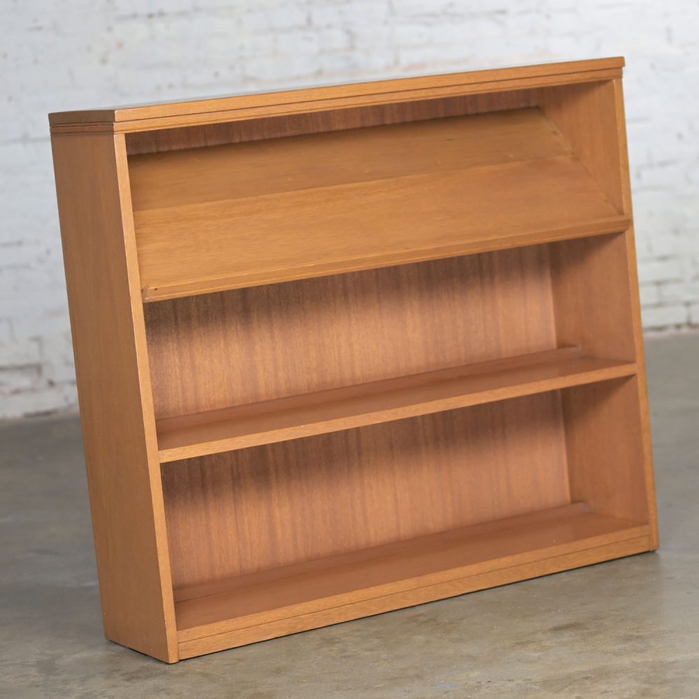 1950-1960’s Mid-Century Modern Low Mahogany Bookcase with Slanted Top Display Shelf