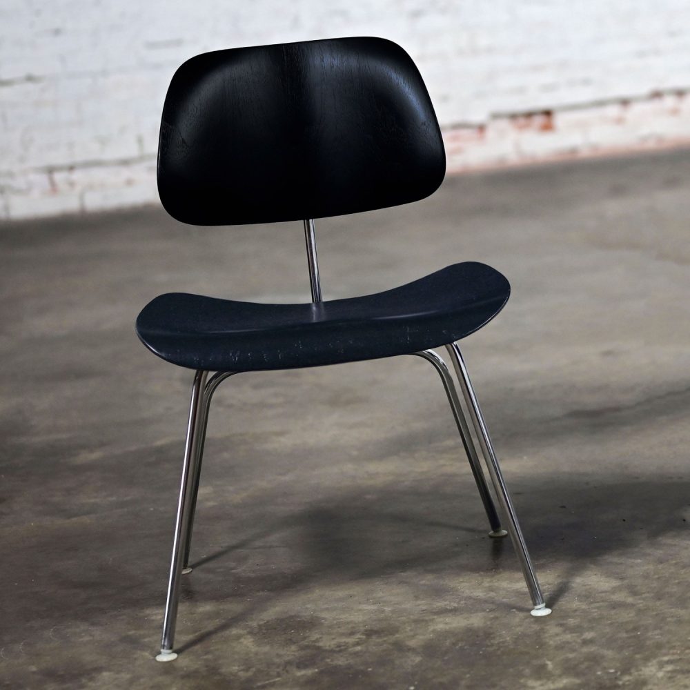 Late 20th Century Mid-Century Modern Pair DCM Chairs by Eames for Herman Miller Black & Chrome