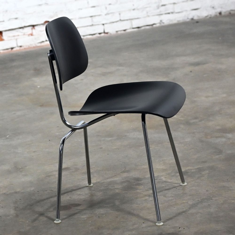 Late 20th Century Mid-Century Modern Pair DCM Chairs by Eames for Herman Miller Black & Chrome