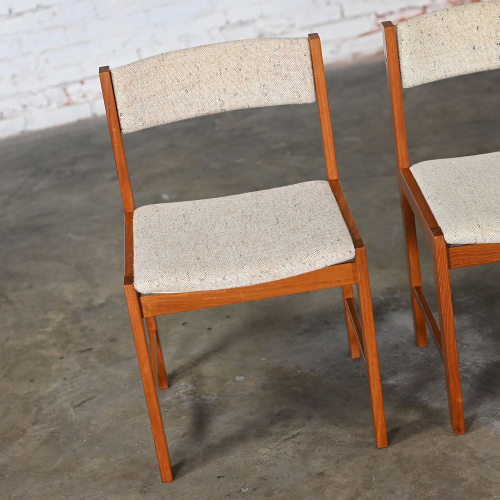 1970’s Scandinavian Modern D Scan Dining Chairs with Teak Frames & Oatmeal Fabric Set of 4