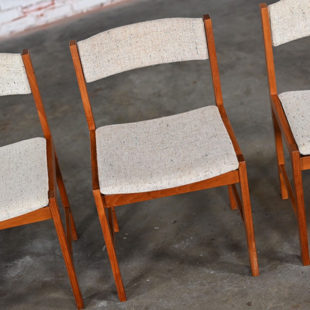 1970’s Scandinavian Modern D Scan Dining Chairs with Teak Frames & Oatmeal Fabric Set of 4