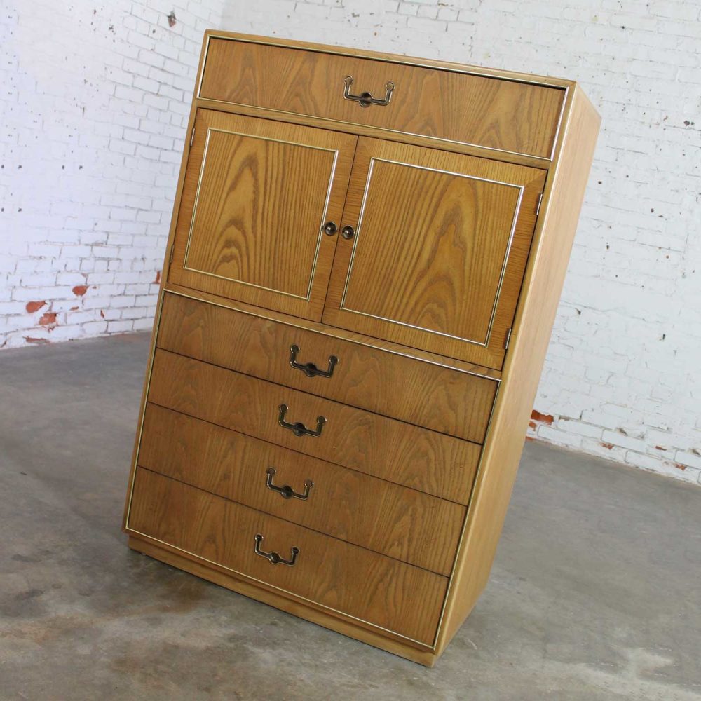 Vintage Modern Campaign Style Oak Gentlemen’s Chest by Founders Furniture Patterns 35