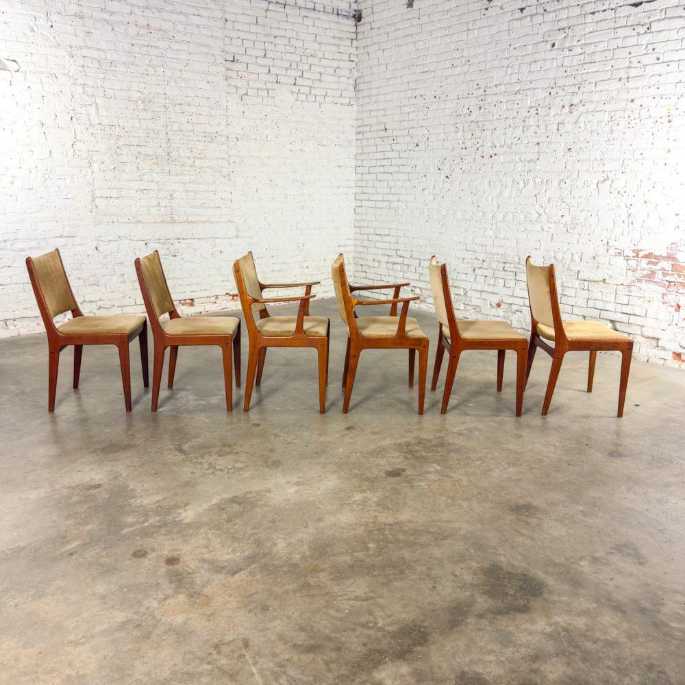 Mid-20th Century Scandinavian Modern Set of 6 Teak Dining Chairs by Uldum Mobelfabrik Attributed to Johannes Andersen