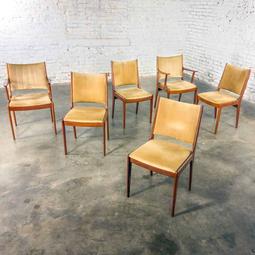 Mid-20th Century Scandinavian Modern Set of 6 Teak Dining Chairs by Uldum Mobelfabrik Attributed to Johannes Andersen