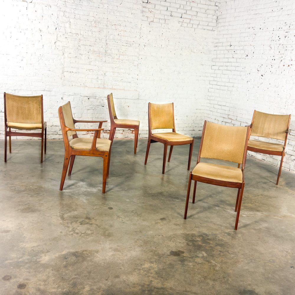 Mid-20th Century Scandinavian Modern Set of 6 Teak Dining Chairs by Uldum Mobelfabrik Attributed to Johannes Andersen