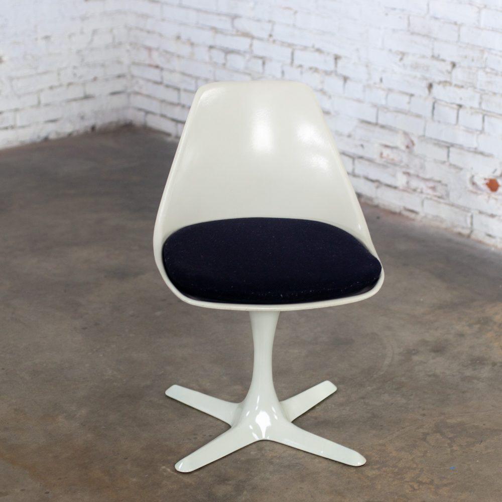 1 Mid-20th Century Mid Century Modern Tulip Side Chair White Shell & Black Cushions by Burke