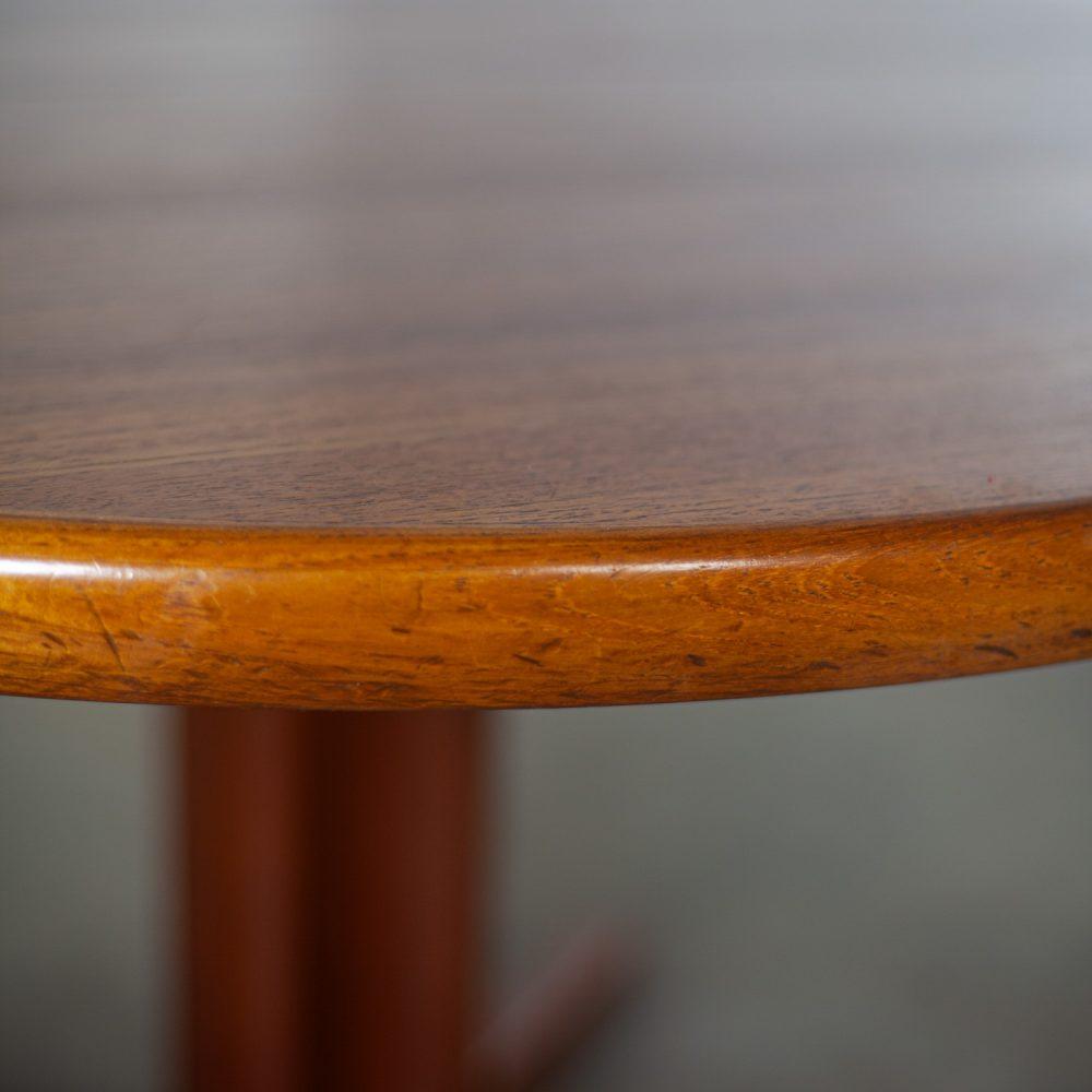 Mid-20th Century Scandinavian Modern Round to Oval Teak Expanding Dining Table Attributed to Gudme Mobelfabrik