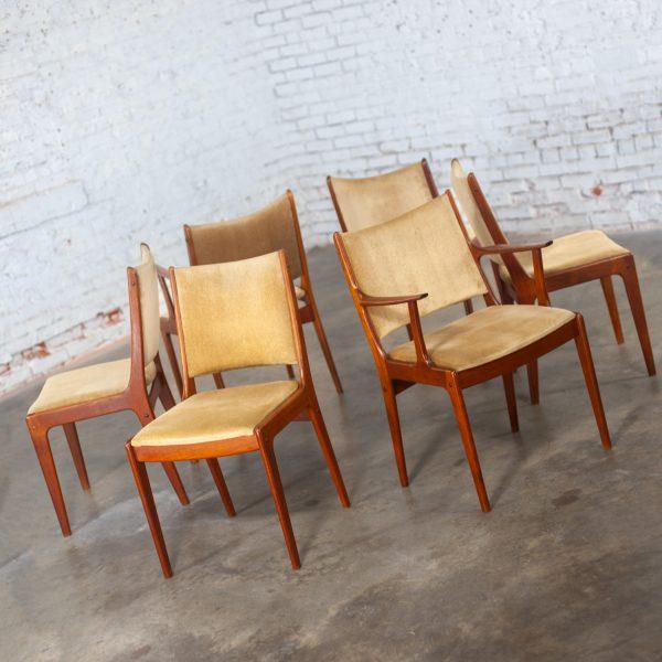 Mid-20th Century Scandinavian Modern Set of 6 Teak Dining Chairs by Uldum Mobelfabrik Attributed to Johannes Andersen