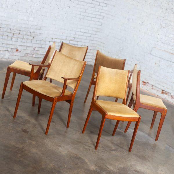 Mid-20th Century Scandinavian Modern Set of 6 Teak Dining Chairs by Uldum Mobelfabrik Attributed to Johannes Andersen