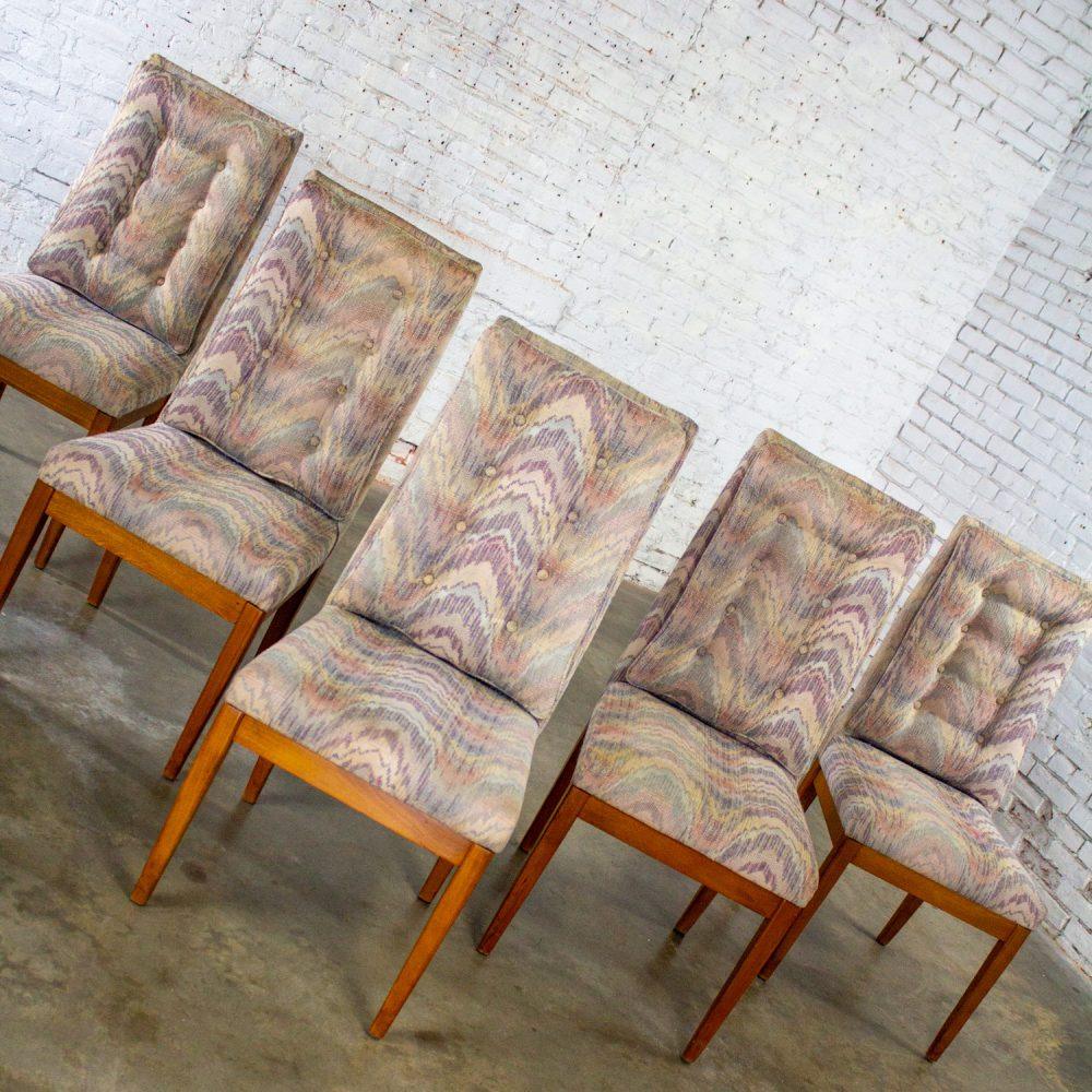 1970’s Modern Set of 5 Founders Furniture Patterns 23 Side or Dining Chairs w/Flame Stitch Fabric