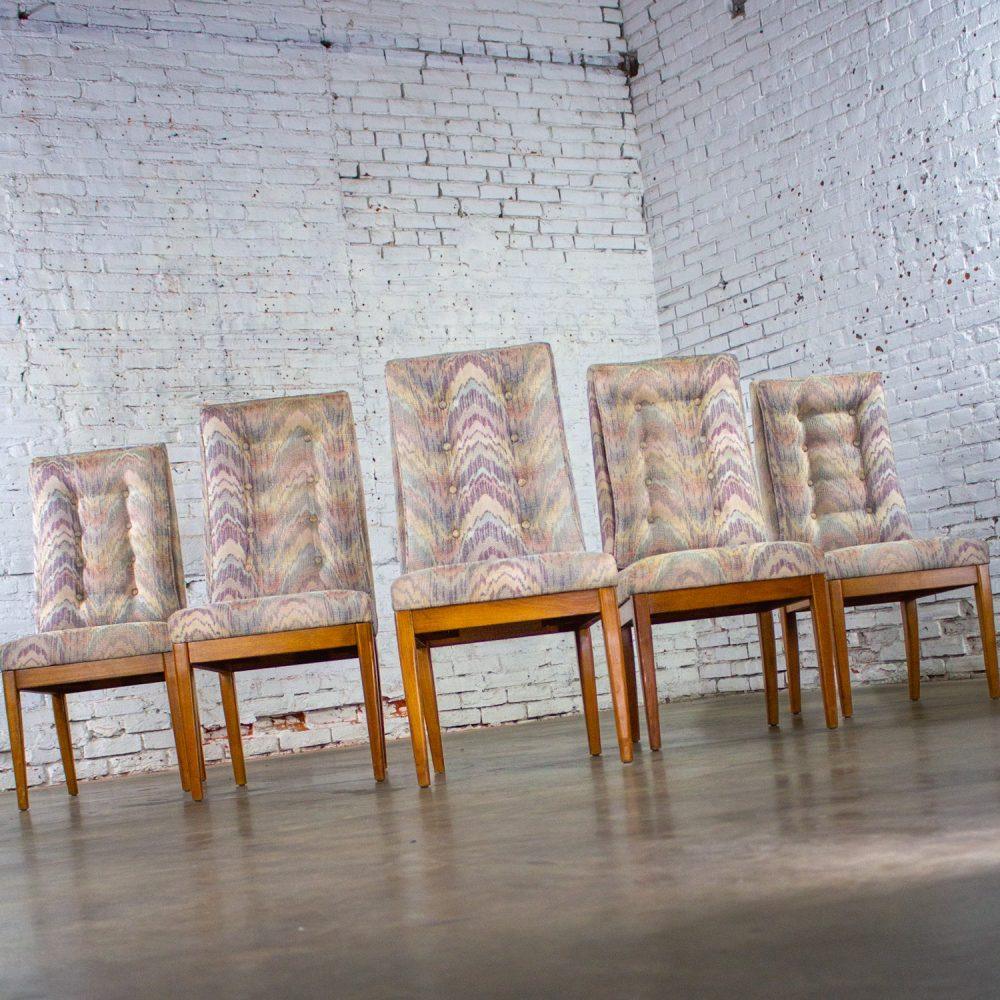 1970’s Modern Set of 5 Founders Furniture Patterns 23 Side or Dining Chairs w/Flame Stitch Fabric