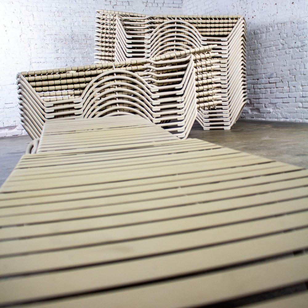 Late 20th Century Mid-Century Modern Set of 33 Tropitone Kahana Stackable Chaise Lounges w/Vinyl Straps & Aluminum Frame