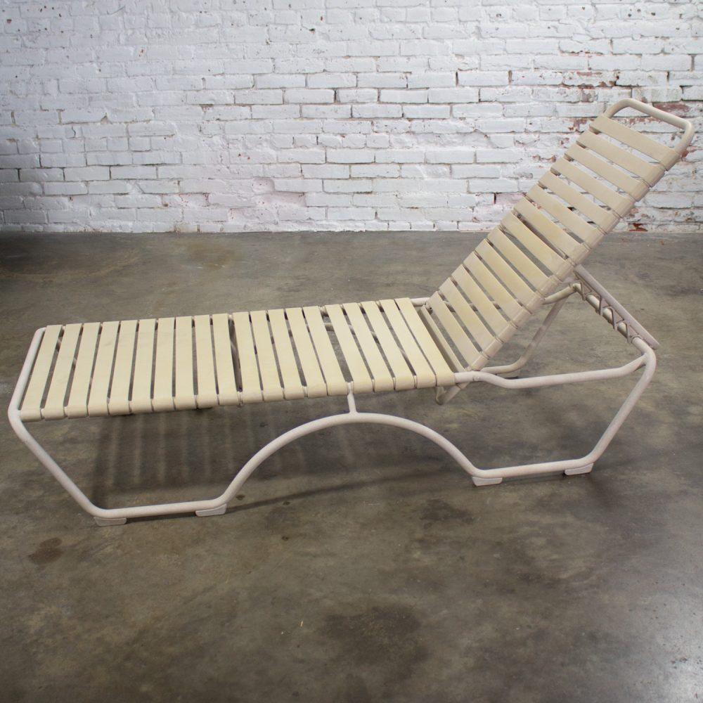 Late 20th Century Mid-Century Modern Tropitone Kahana Stackable Chaise Lounge w/Vinyl Straps & Aluminum Frame