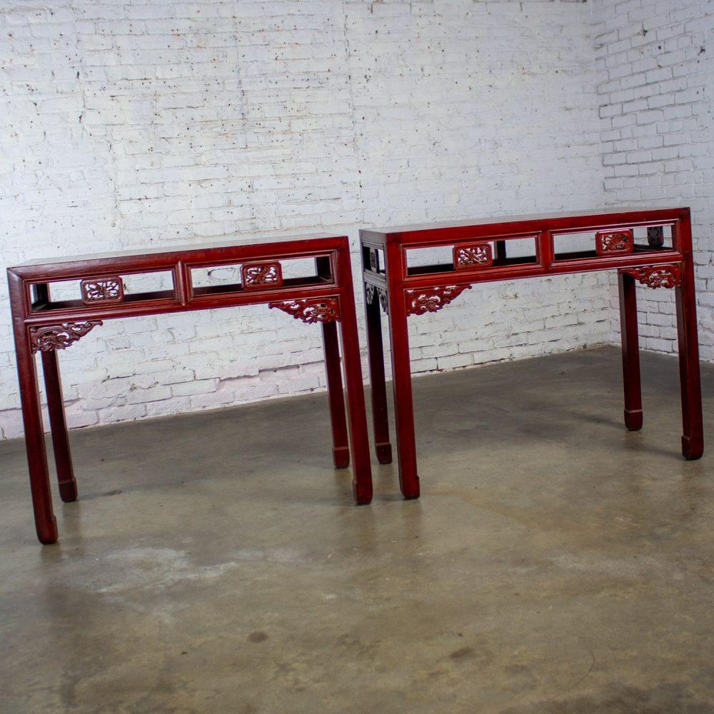 Early 19th to 20th Century Chinese Hongmu Pair of Alter or Console Tables or Center Table