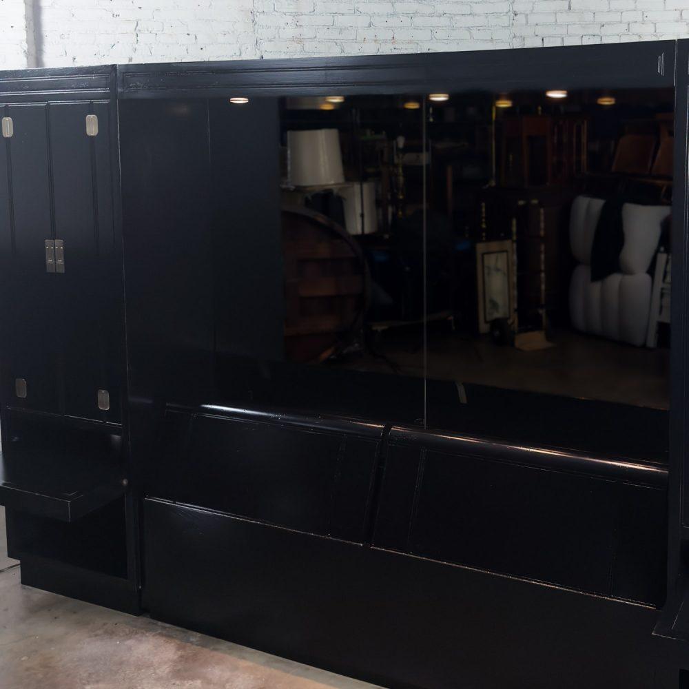Late 20th Century Modern Campaign Henredon Black Lacquered Modular King Bed w/Side Cabinets & Back Mirror