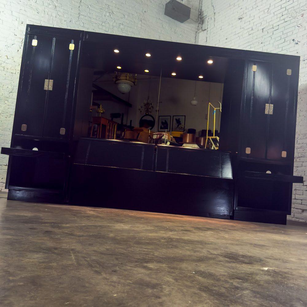 Late 20th Century Modern Campaign Henredon Black Lacquered Modular King Bed w/Side Cabinets & Back Mirror