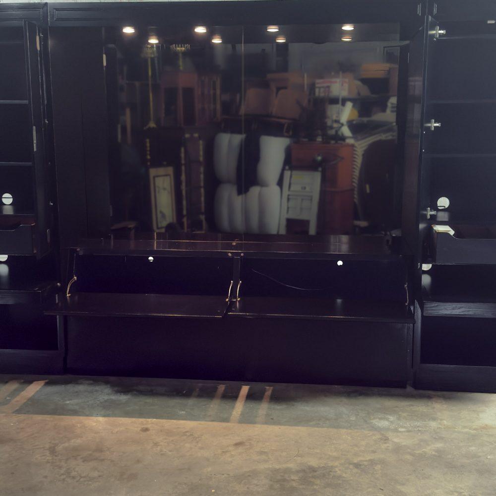 Late 20th Century Modern Campaign Henredon Black Lacquered Modular King Bed w/Side Cabinets & Back Mirror