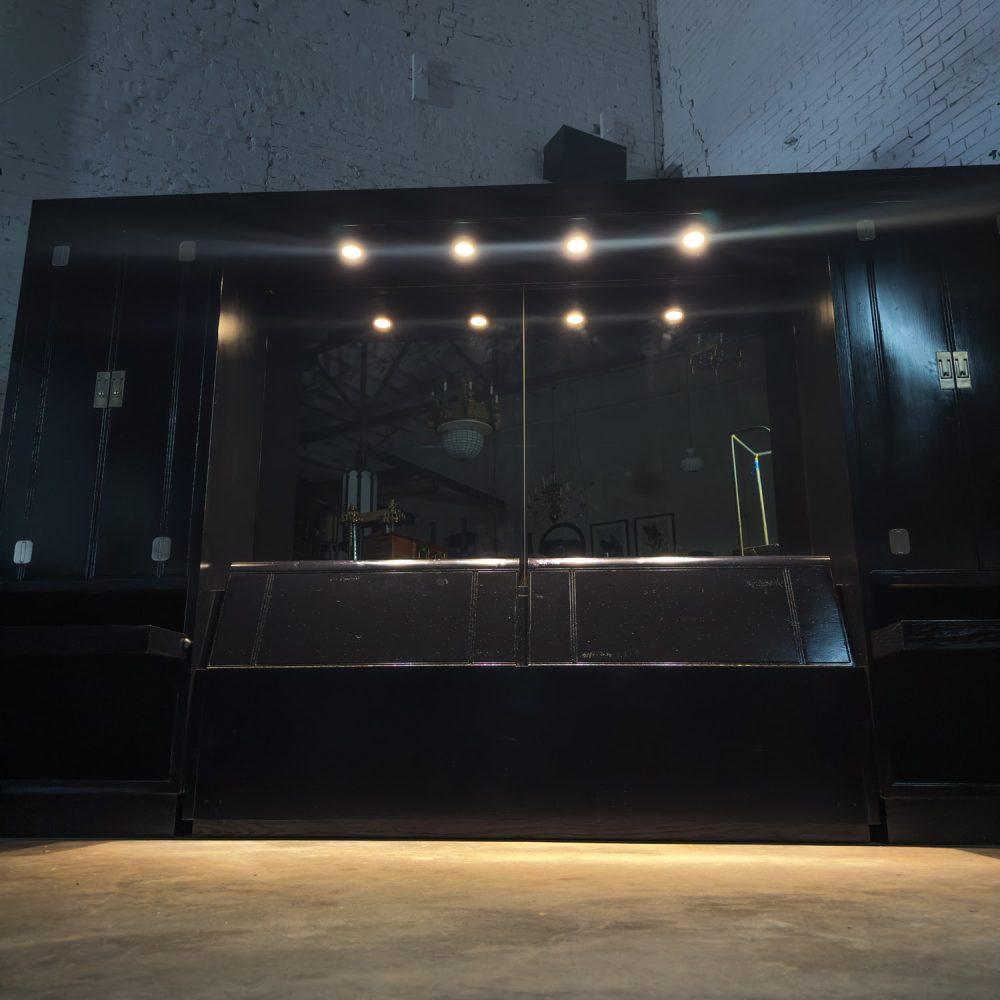 Late 20th Century Modern Campaign Henredon Black Lacquered Modular King Bed w/Side Cabinets & Back Mirror