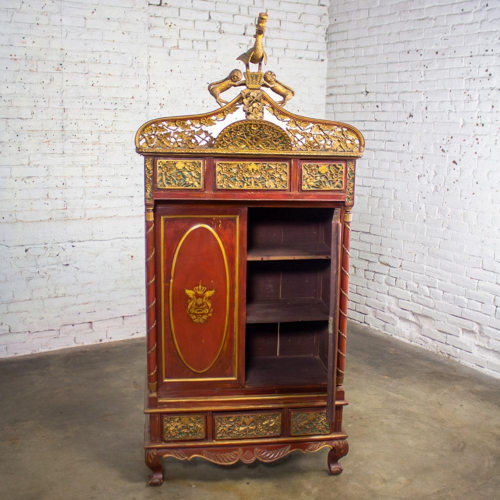 19th to Early 20th Century Indonesian Maduran Imperial Wedding or Jodang Dowry Chest for Groom