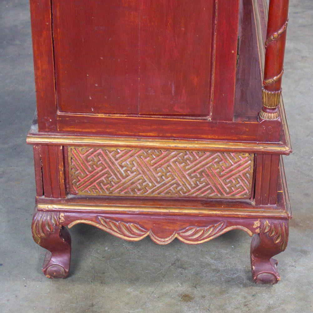 19th to Early 20th Century Indonesian Maduran Imperial Wedding or Jodang Dowry Chest for Groom