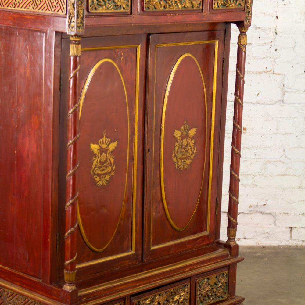 19th to Early 20th Century Indonesian Maduran Imperial Wedding or Jodang Dowry Chest for Groom
