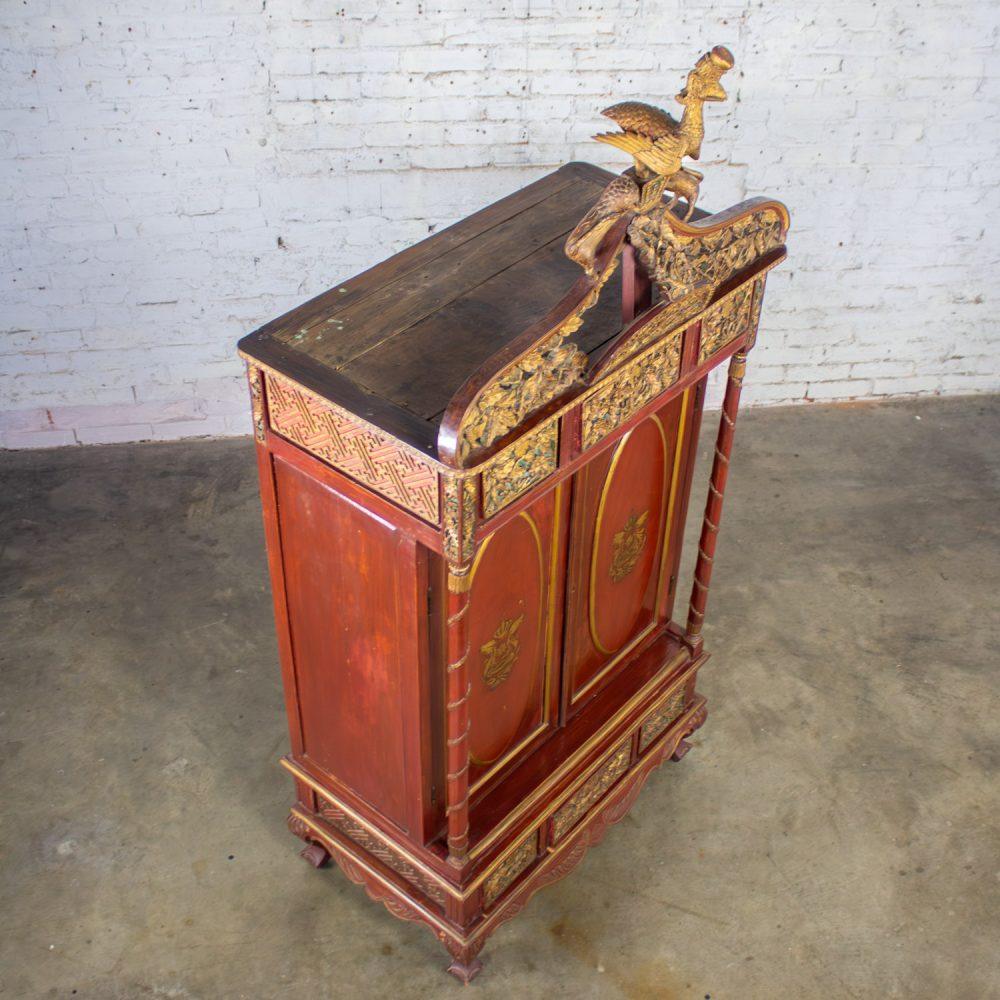 19th to Early 20th Century Indonesian Maduran Imperial Wedding or Jodang Dowry Chest for Groom