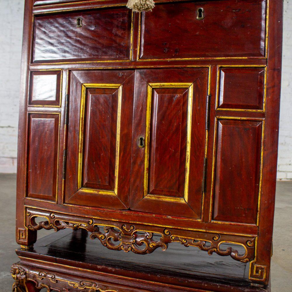Late 19th to Early 20th Century Chinese Hand Carved & Gilded 3 Part Stacking Display or China Cabinet