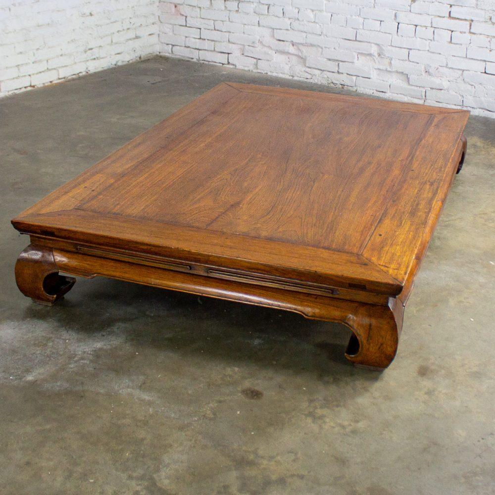 19th to Early 20th Century Chinese Ming Style Waisted Opium Bed or Monumental Coffee Table w/Chow Legs