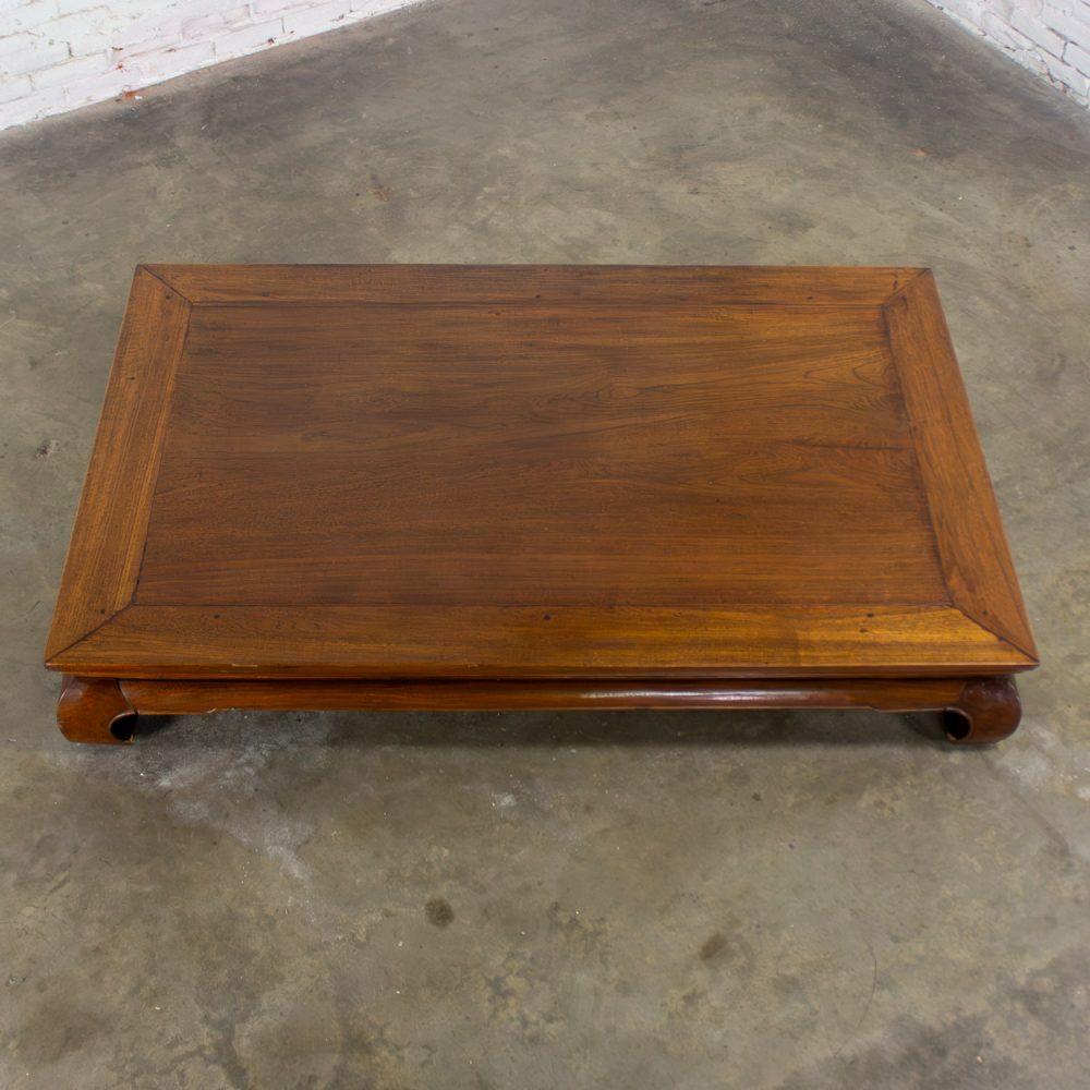 19th to Early 20th Century Chinese Ming Style Waisted Opium Bed or Monumental Coffee Table w/Chow Legs