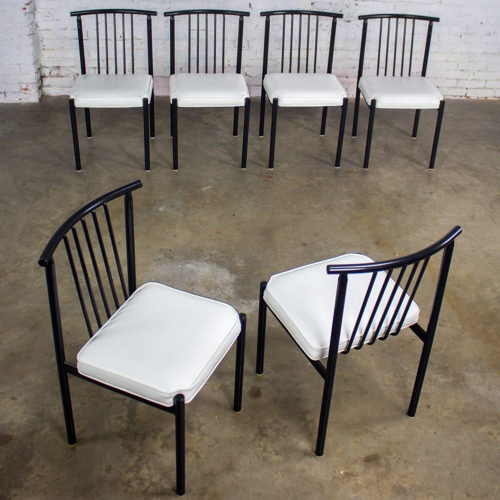Mid to Late 20th Century MCM to Modern Set of 6 Dining Chairs w/Black Steel Frames & White Vinyl Seats