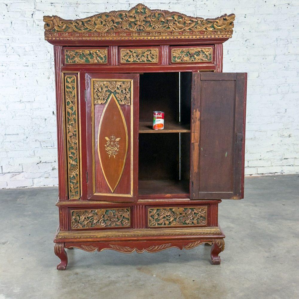19th to Early 20th Century Indonesian Maduran Imperial Wedding or Jodang Dowry Chest for Bride