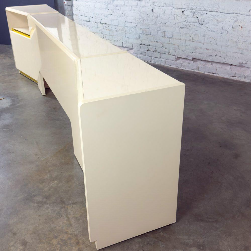 1990’s Modern to Postmodern Lane Furniture Queen Size Bed Headboard w/Nightstands White Lacquer & Brass