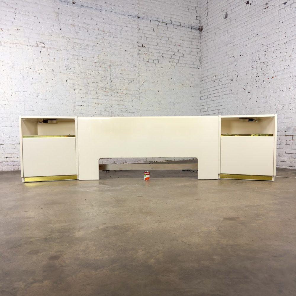 1990’s Modern to Postmodern Lane Furniture Queen Size Bed Headboard w/Nightstands White Lacquer & Brass