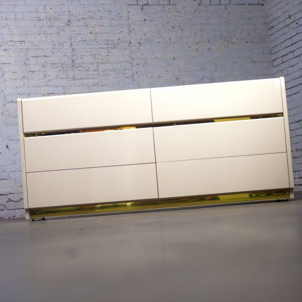 1990’s Modern to Postmodern Lane Furniture 6 Drawer Dresser or Buffet White Lacquer & Brass Trim