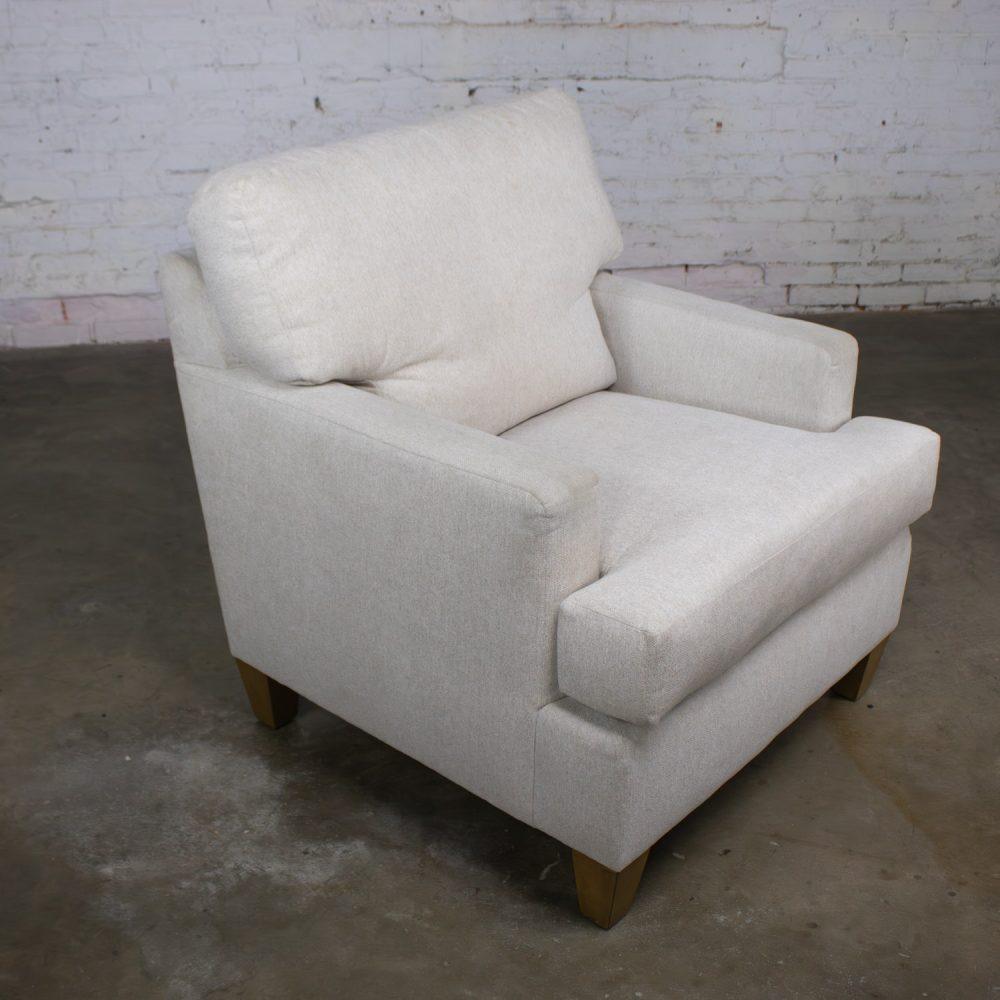 Early 21st Century Modern Lloyd Club or Accent Chair by Flexsteel Upholstered w/Beige Tweed Fabric