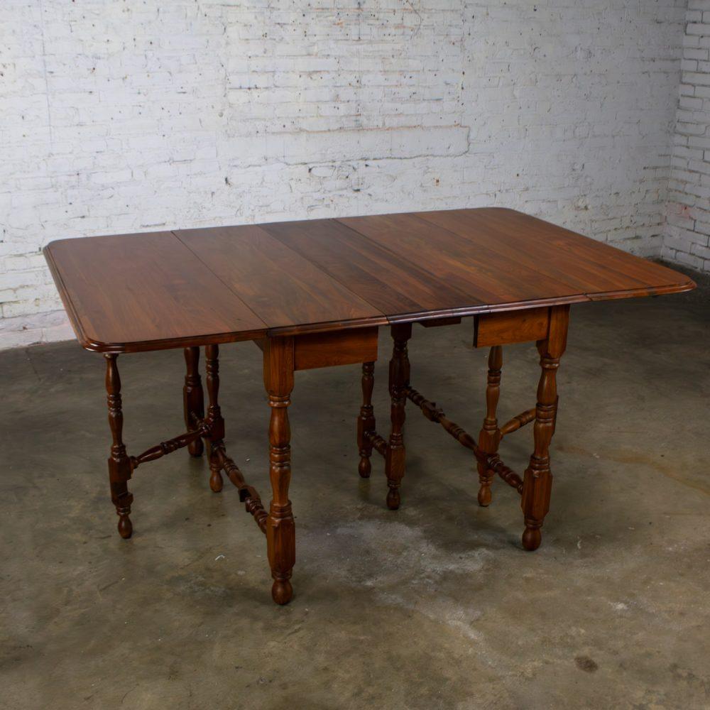 Late 19th to Early 20th Century William & Mary Style Dining Table Walnut Drop Leaf Expanding Gateleg by Abernathy