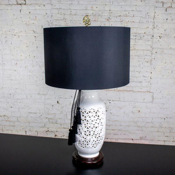Lamp Size: - O/A Adjustable Height: 33-38 Inches - Height to top of Adjustable Harp: 31-36 Inches - Height to top of Socket: 21.5 Inches - Body Size:18H x 7.5W Inches - Base Size: 1.25H x 7.5W Inches - Weight: 8.99 Pounds