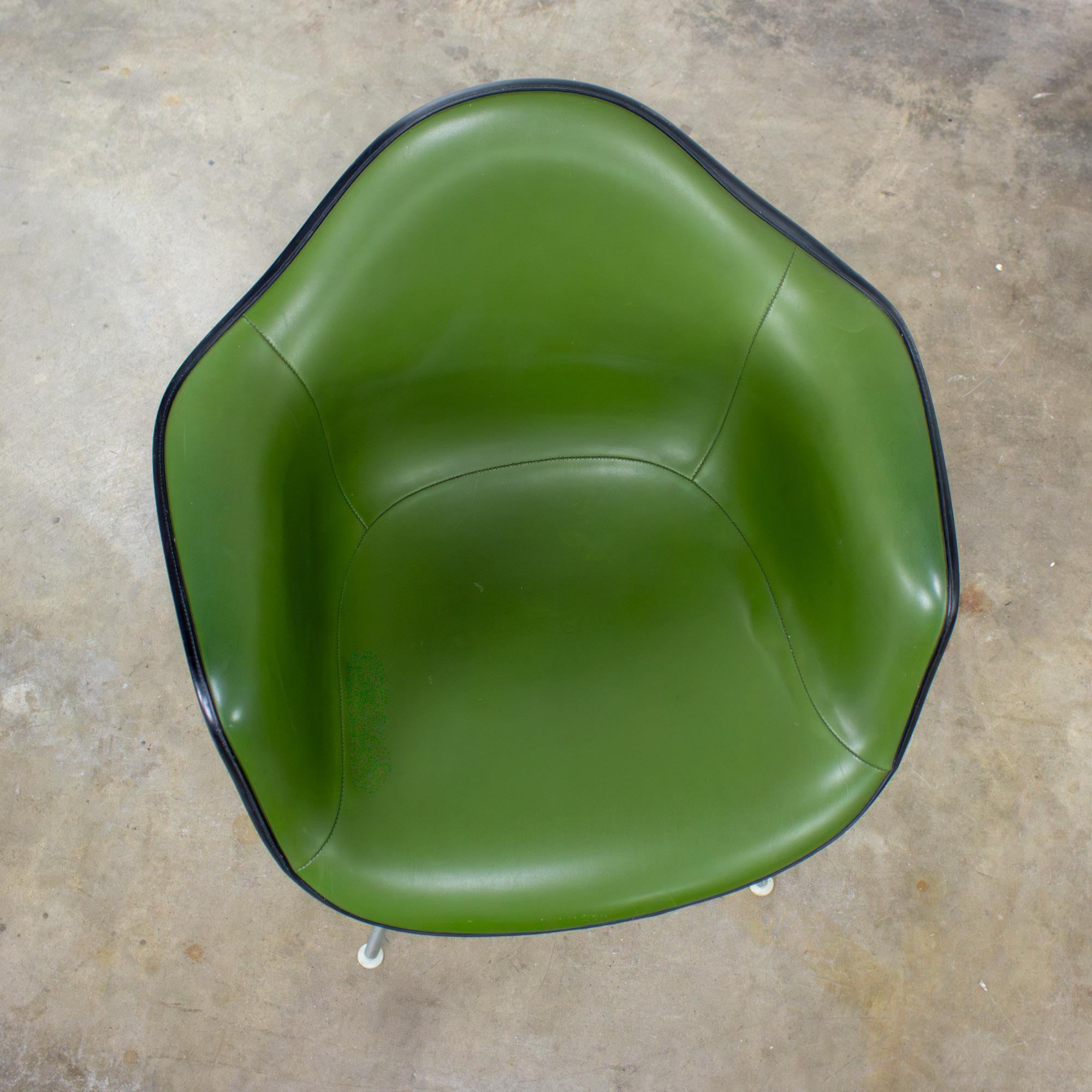 1971 MCM Eames Herman Miller Molded Fiberglass Shell Armchair Upholstered Green Naugahyde Galvanized H Base
