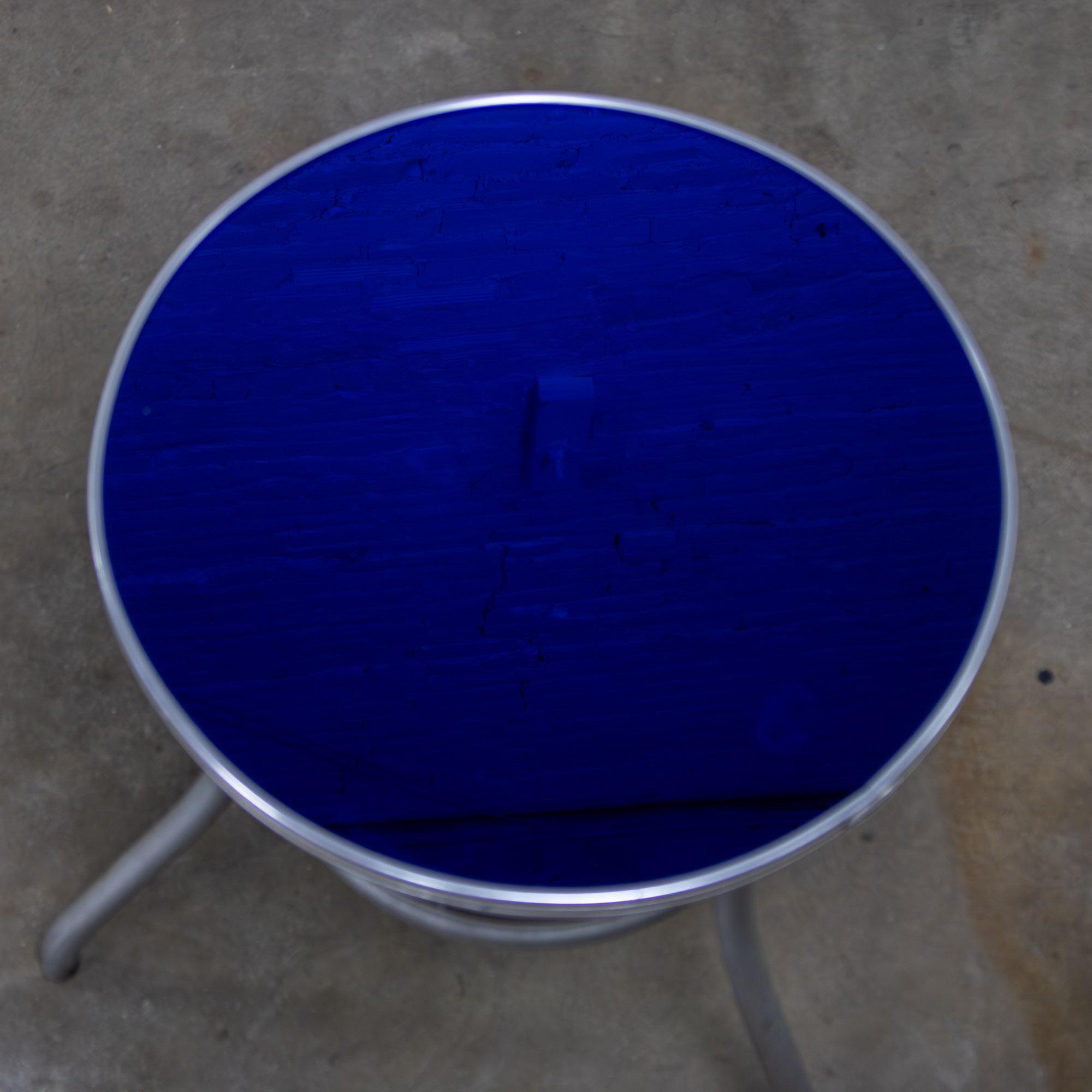 20th Century Streamline & Art Moderne End or Side Table w/ Steel Frame & Round Cobalt Blue Mirror Top