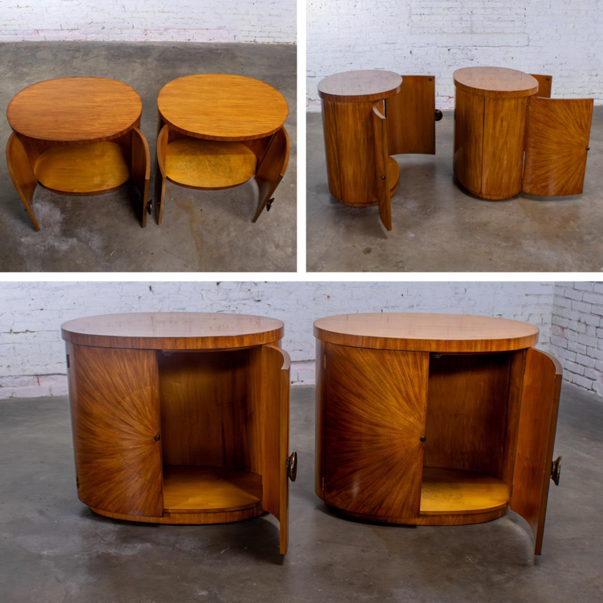 Late 20th Century Modern to Art Deco Revival Pair Arbus Oval Nightstands or End Tables 6000 Series by Henredon