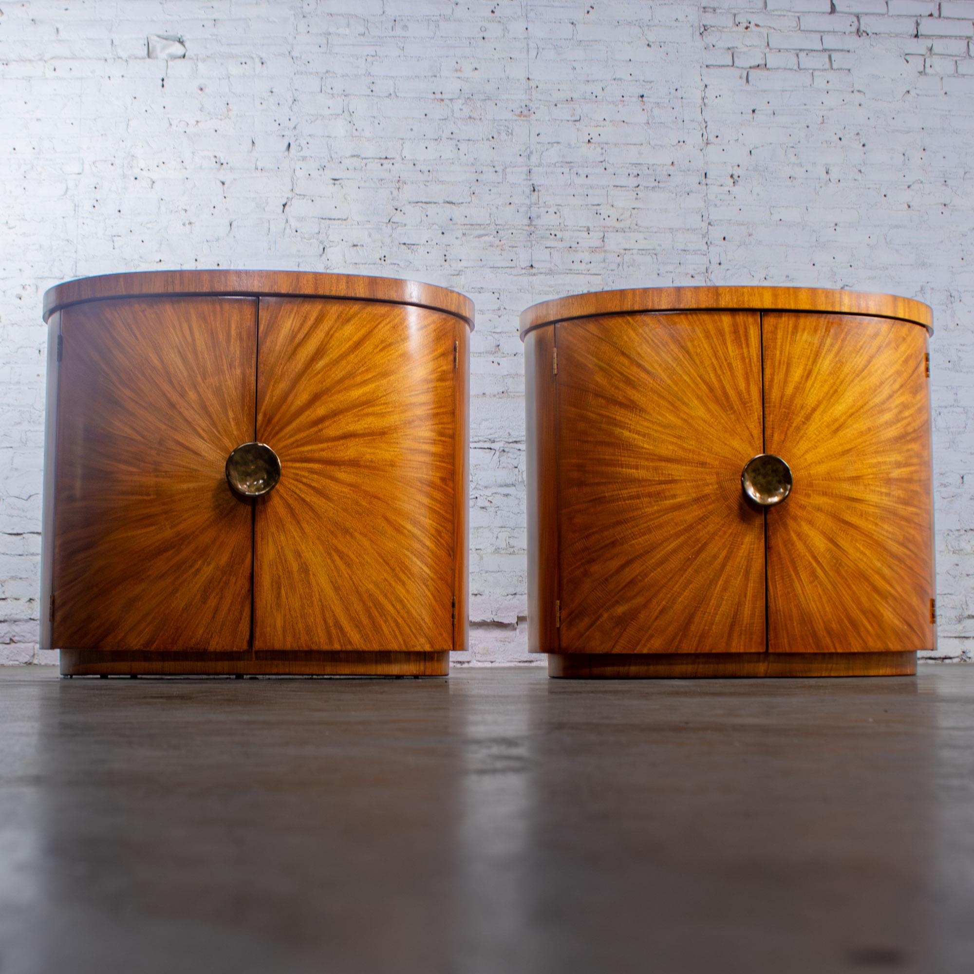 Late 20th Century Modern to Art Deco Revival Pair Arbus Oval Nightstands or End Tables 6000 Series by Henredon