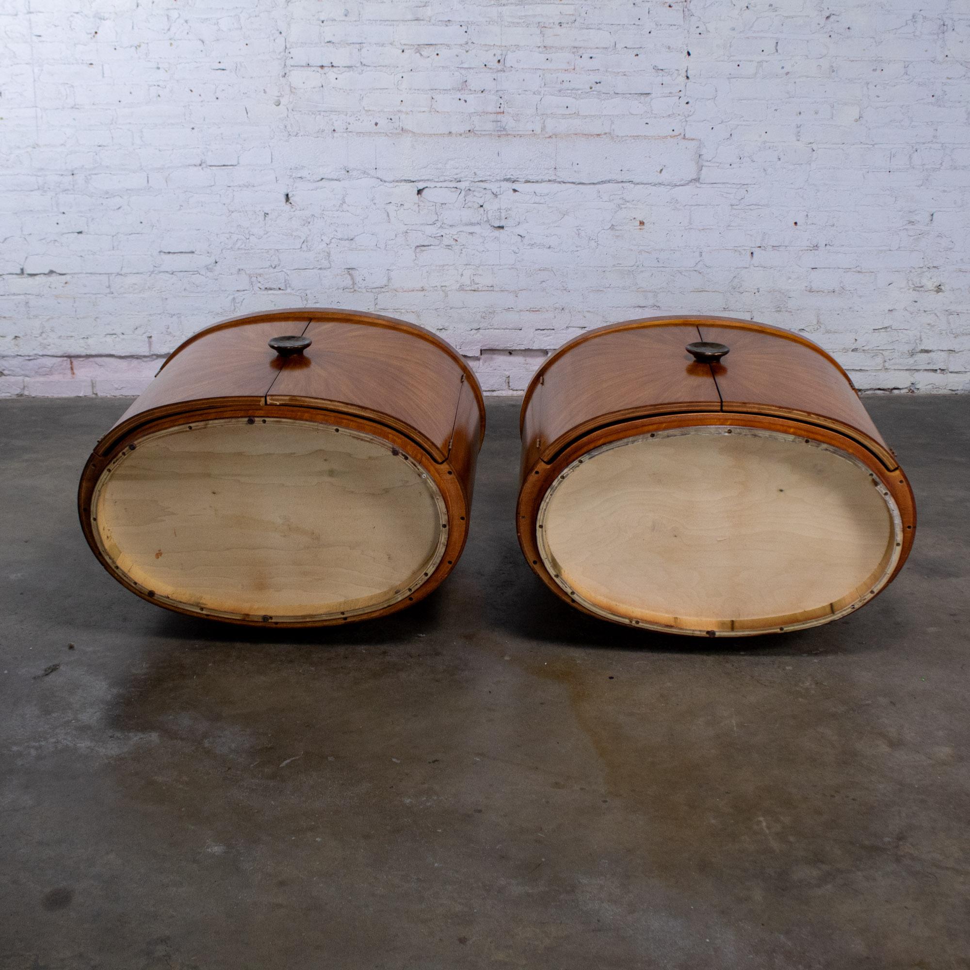 Late 20th Century Modern to Art Deco Revival Pair Arbus Oval Nightstands or End Tables 6000 Series by Henredon