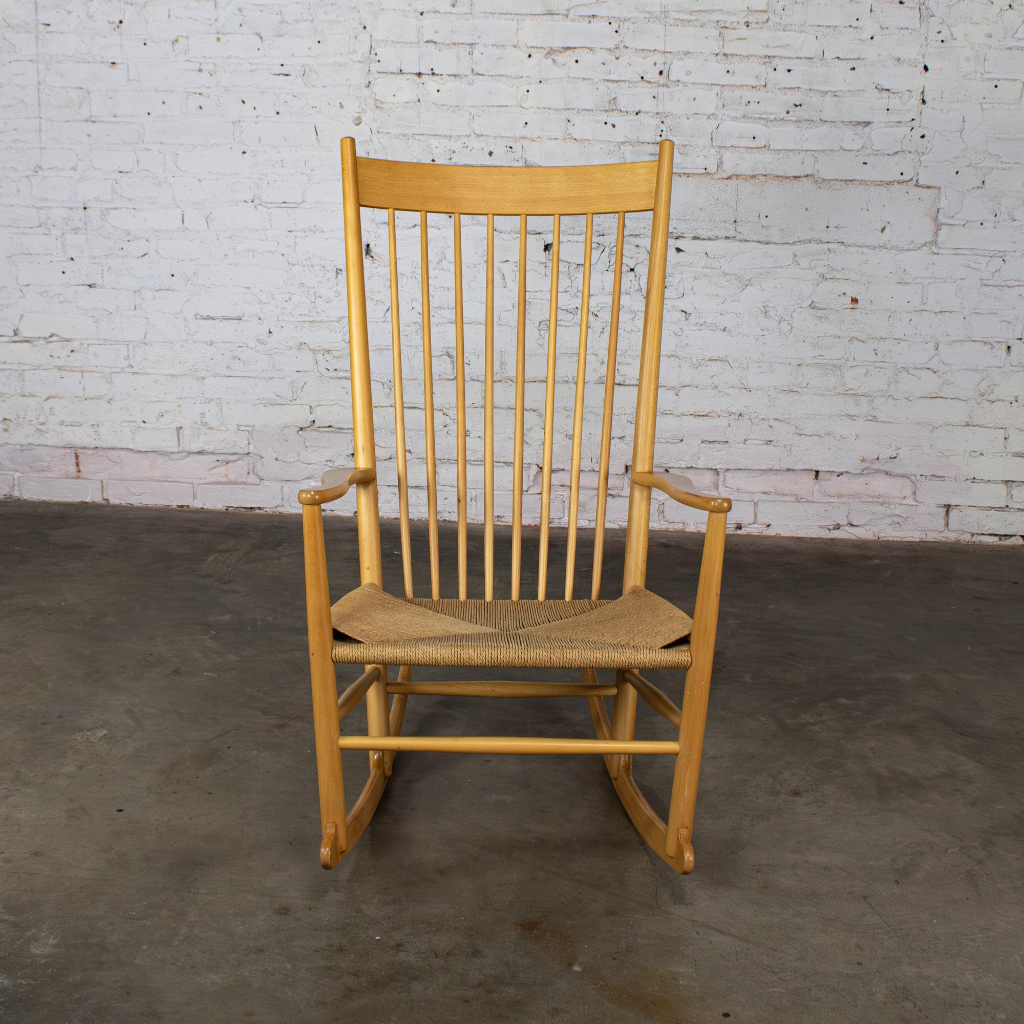Late 20th Century Scandinavian Modern Rocking Chair Model J16 by Hans Wegner Beechwood & Natural Cord Seat