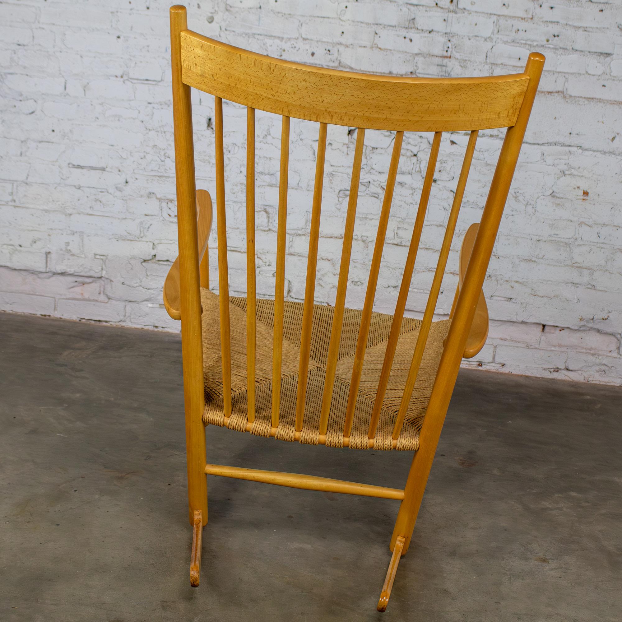 Late 20th Century Scandinavian Modern Rocking Chair Model J16 by Hans Wegner Beechwood & Natural Cord Seat